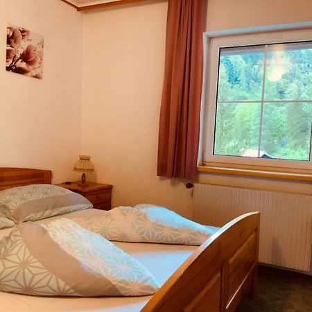 באד אייזנקאפל Motel Brunner Apartments & Zimmer חדר תמונה