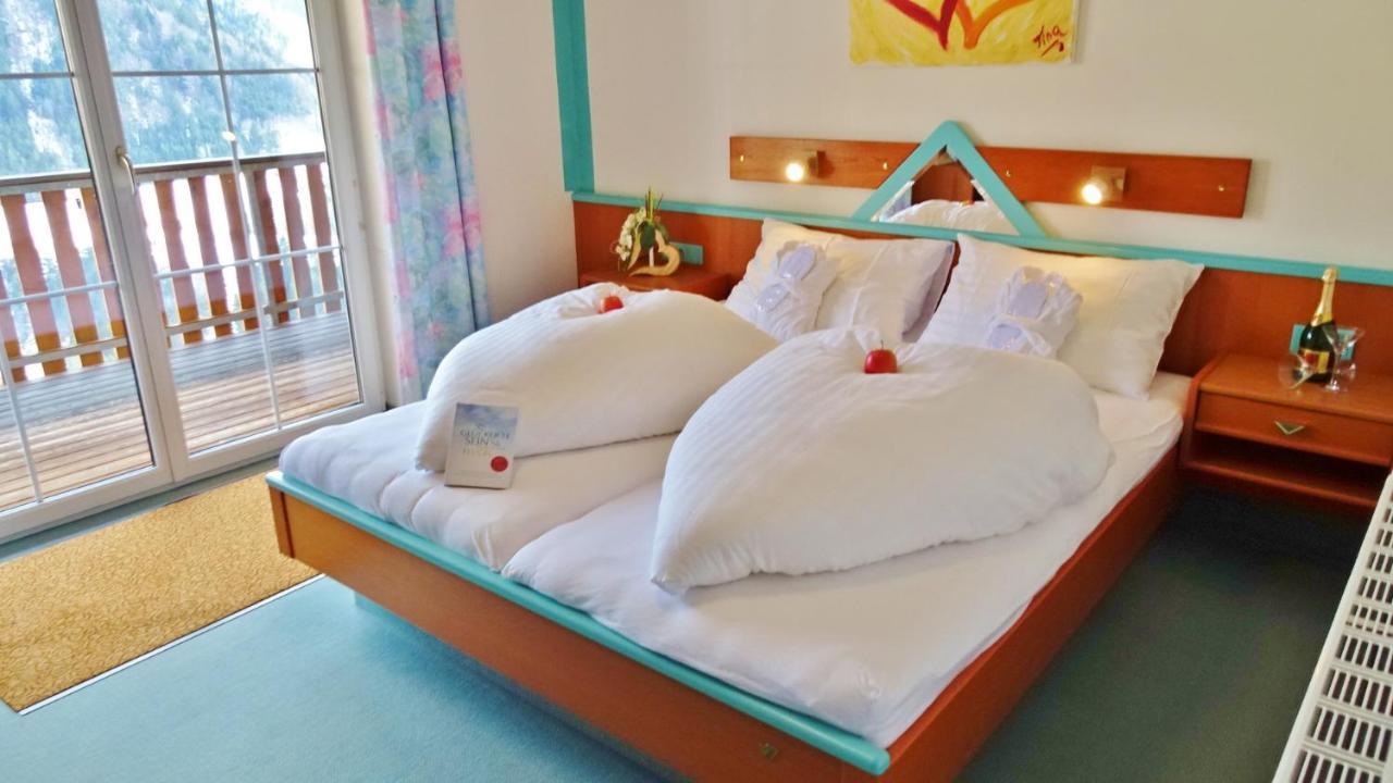 באד אייזנקאפל Motel Brunner Apartments & Zimmer מראה חיצוני תמונה